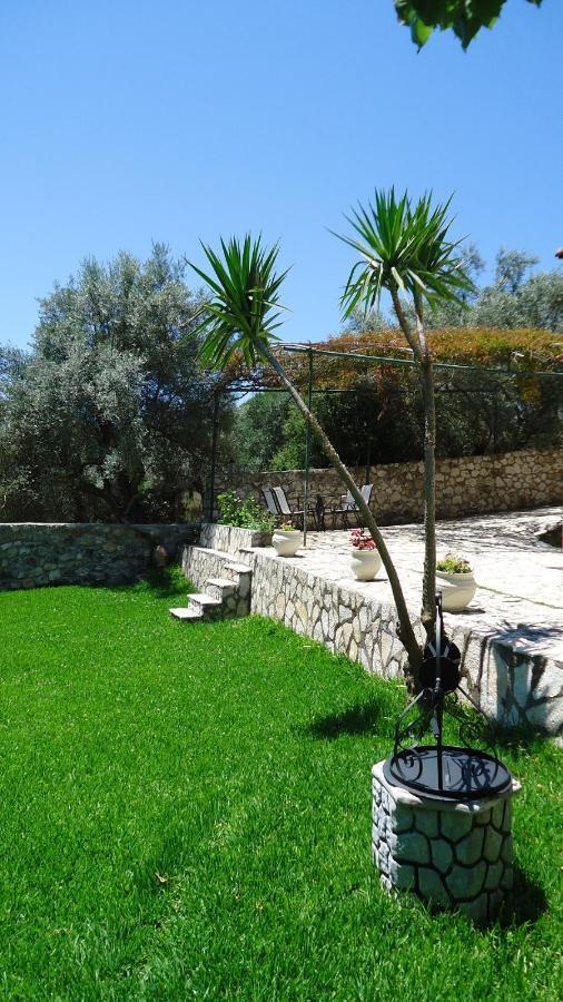 House Of Garden Apartment Dragano Екстериор снимка