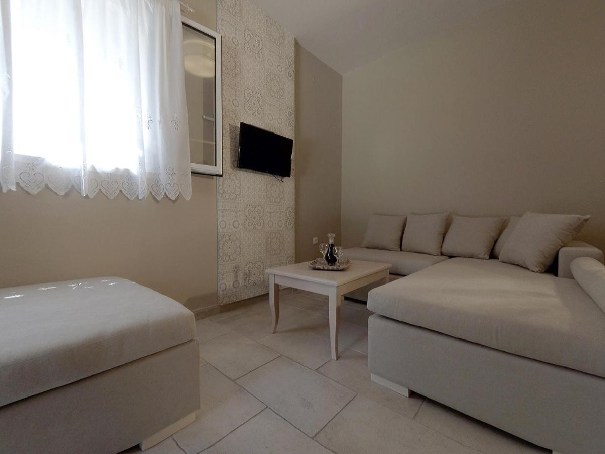 House Of Garden Apartment Dragano Екстериор снимка
